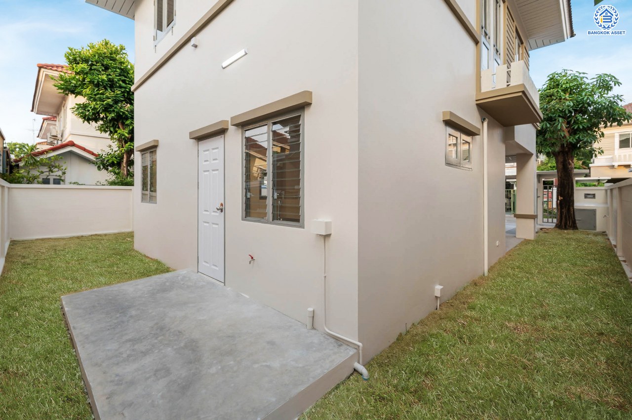 บ้านมือสองตกแต่งใหม่ โครงการ เพอร์เฟคเพลส รัตนาธิเบศร์-ไทรม้า รองรับความสุข บนเนื้อที่ 50 ตร.ว. พื้นที่ใช้สอย 147.04 ตร.ม. ฟังก์ชัน 3 ห้องนอน 2 ห้องน้ำ จอดรถได้ 1 คัน ทำเลเชื่อมต่อได้หลายเส้นทาง ติดถนนราชพฤกษ์ และรถไฟฟ้าสายสีม่วง "สถานีบางรักน้อยท่าอิฐ"...